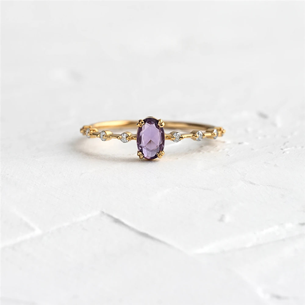 Ring aus 925 Silber Vergoldet mit Violettem Zirkonia