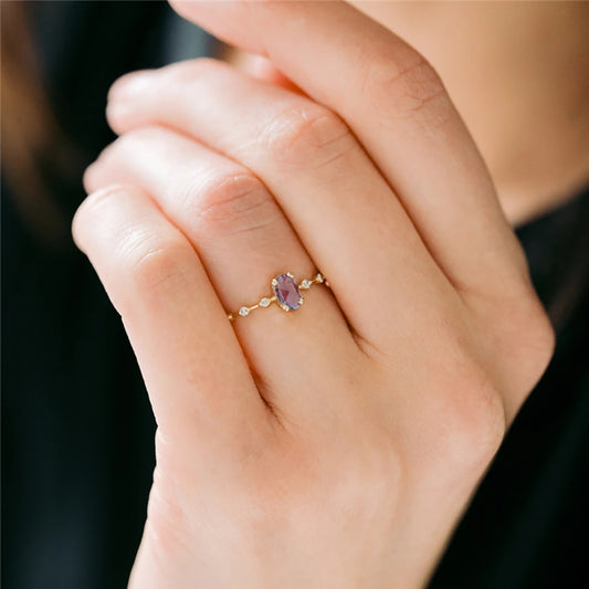 Ring aus 925 Silber Vergoldet mit Violettem Zirkonia